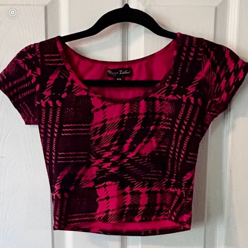 *Minimum $15 total. Women's Red/Black Plaid crop Top